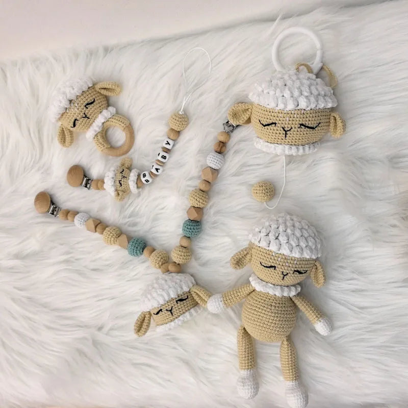 BabyGift™ – Coffret de naissance en crochet personnalisé