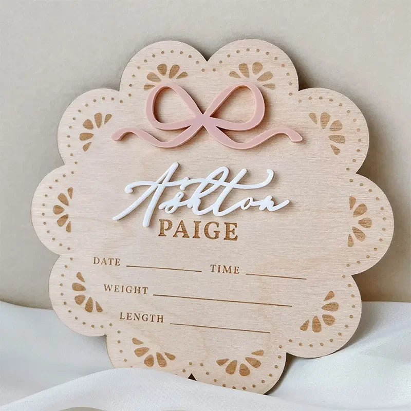 Plaque de naissance personnalisée en bois – Nœud