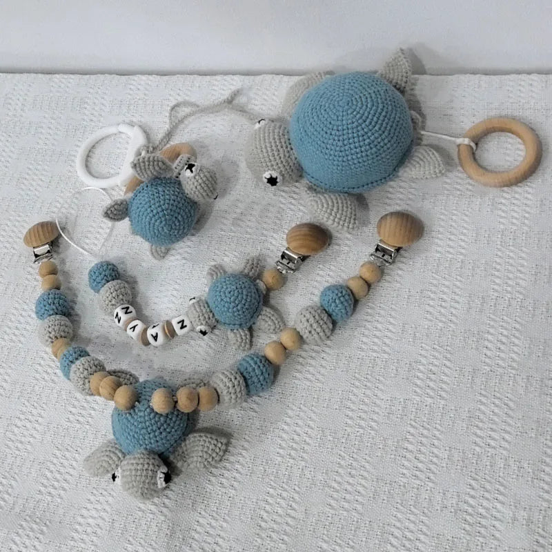 BabyGift™ – Coffret de naissance en crochet personnalisé