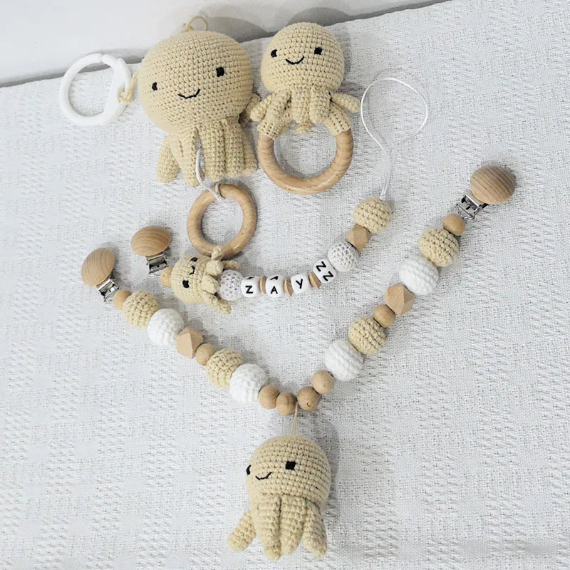 BabyGift™ – Coffret de naissance en crochet personnalisé