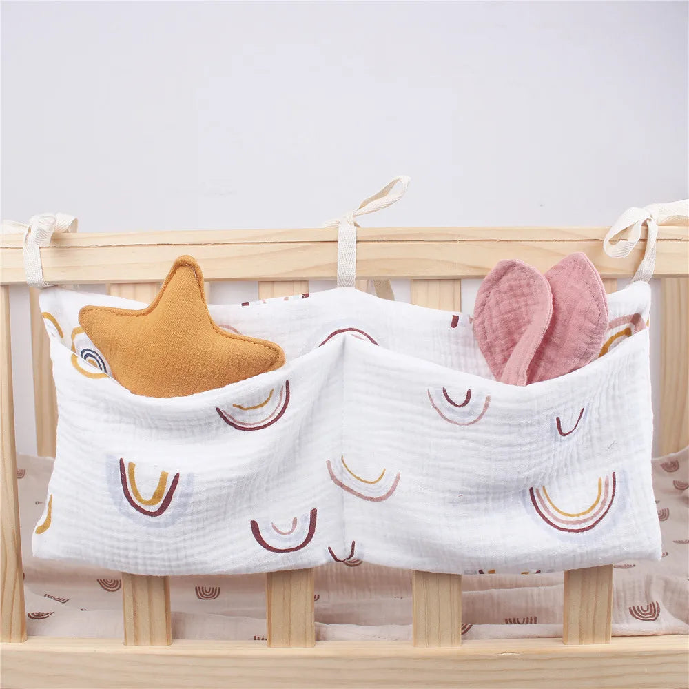 Organisateur de Lit Bébé en Coton – Rangement Suspendu